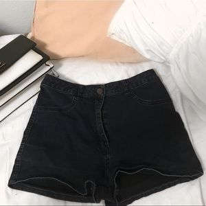 RARE BRANDY MELVILLE SHORTS